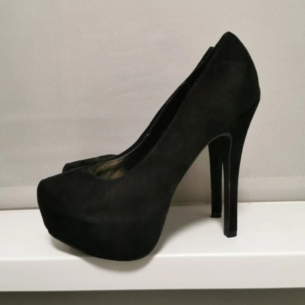 Black high heels
